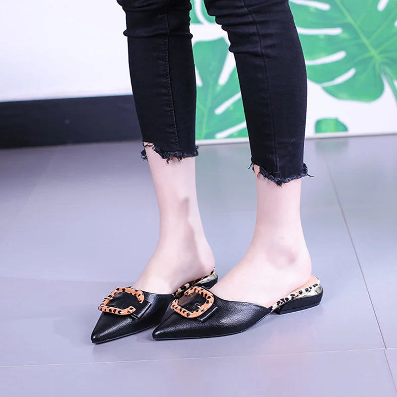 Buckle Baotou Slippers Mules Shoes for Women Closed Toe 2023 Summer Pointed Toe Slip-On Low Heels Flats Shoes Sandals Slides